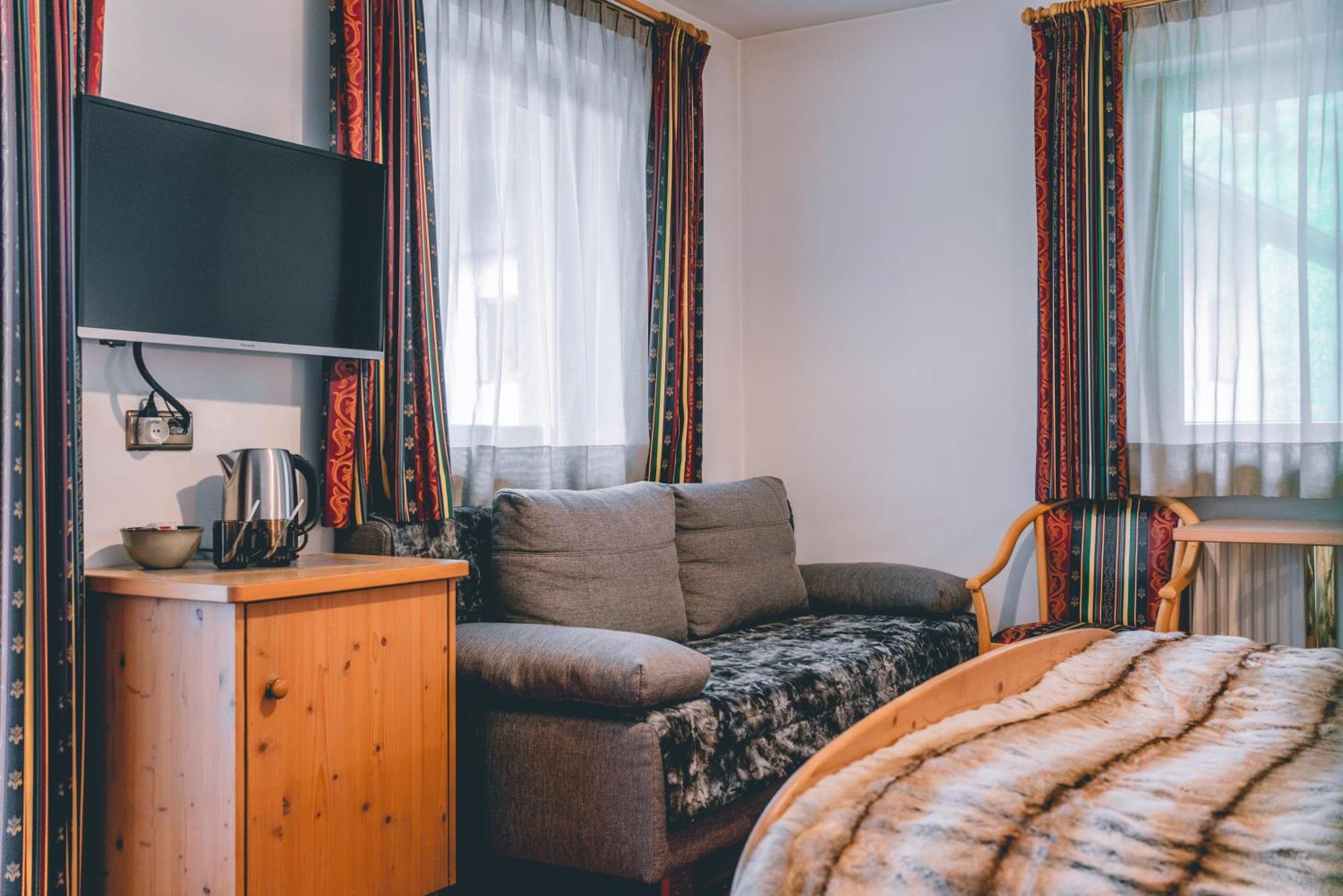 Garni Hotel Belalp Santa Cristina Val Gardena Dış mekan fotoğraf