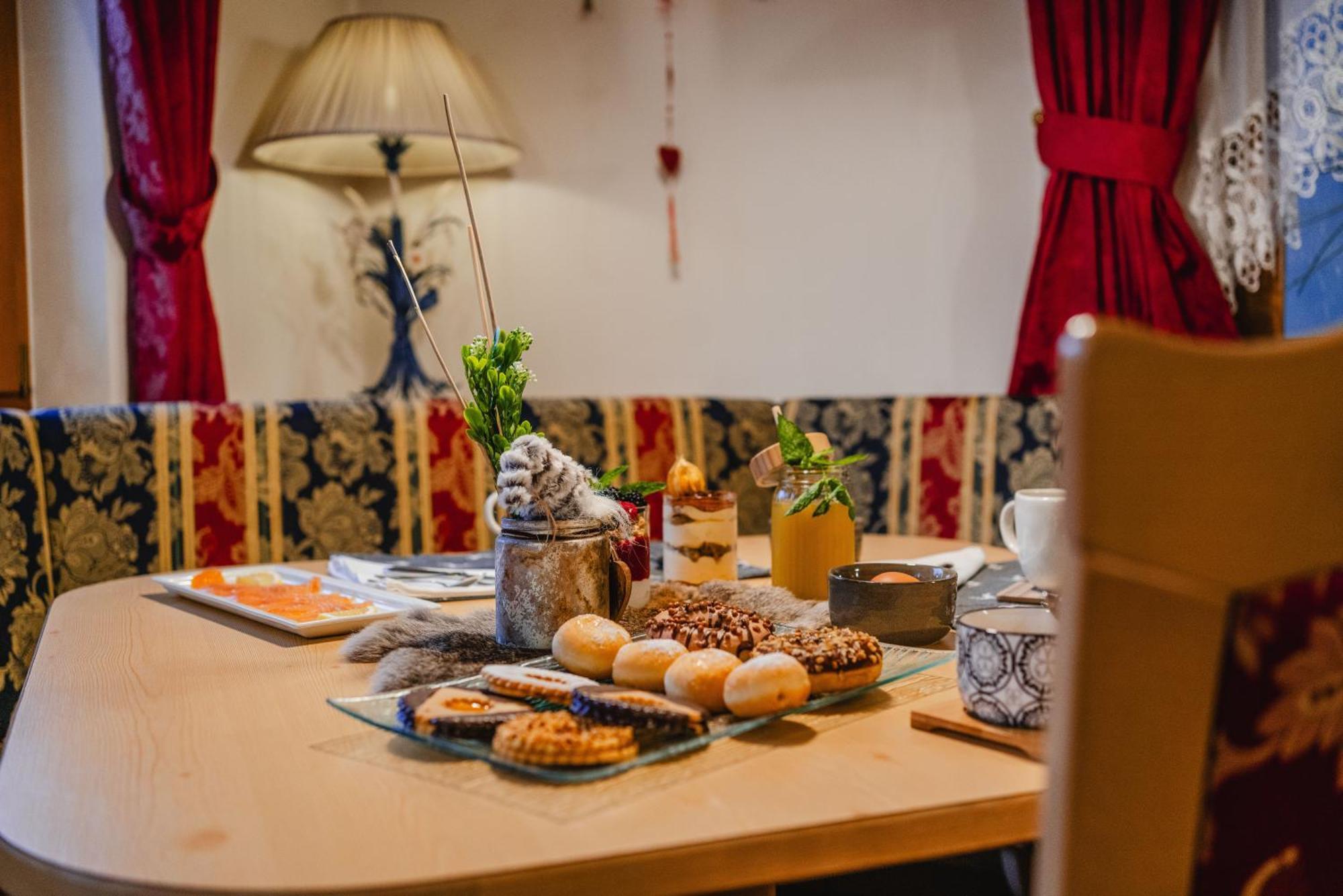 Garni Hotel Belalp Santa Cristina Val Gardena Dış mekan fotoğraf